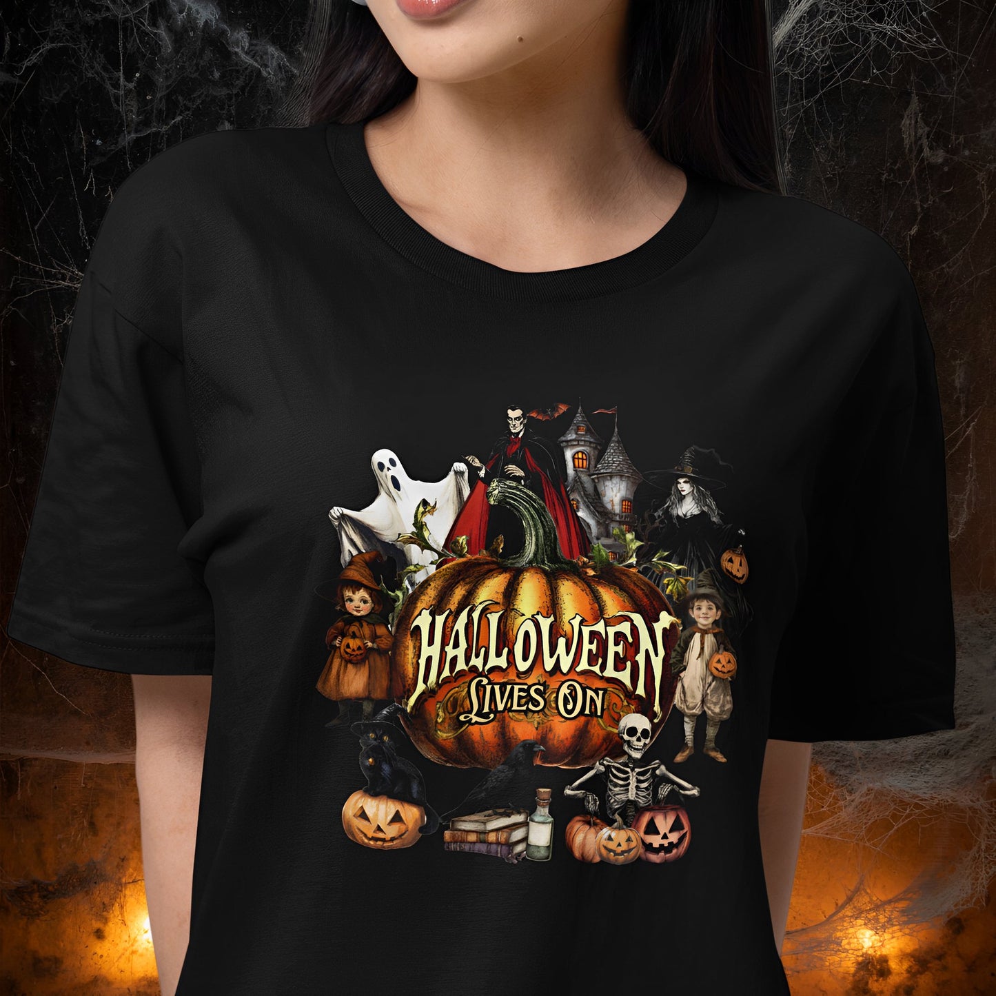 Retro Halloween Pumpkin T-Shirt - Halloween Lives On - Boo and Bewear